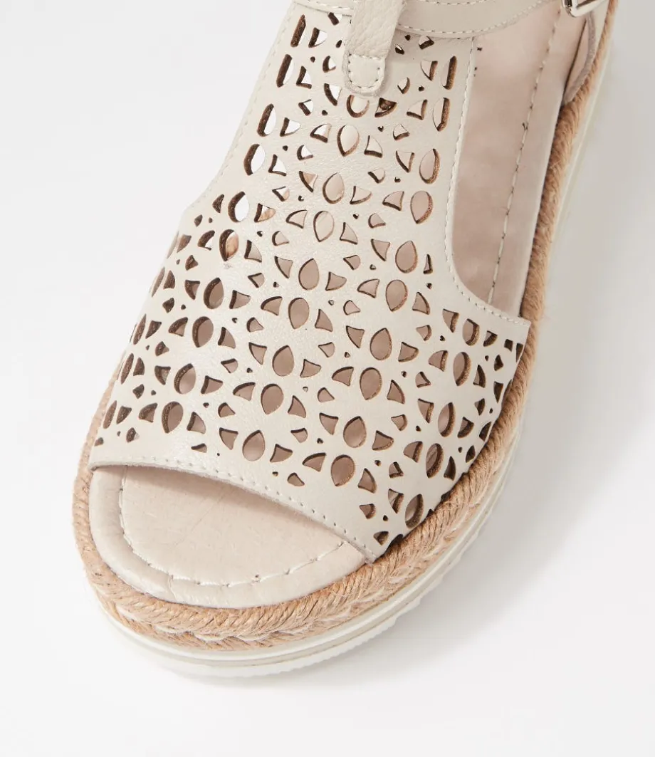 Accra Almond Leather Espadrilles