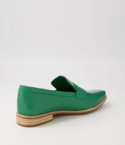 Agape Dark Emerald Spearmint Patent Leather Loafers