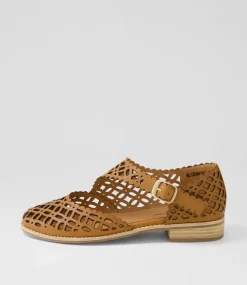 Alikam Tan Leather Flat Shoes