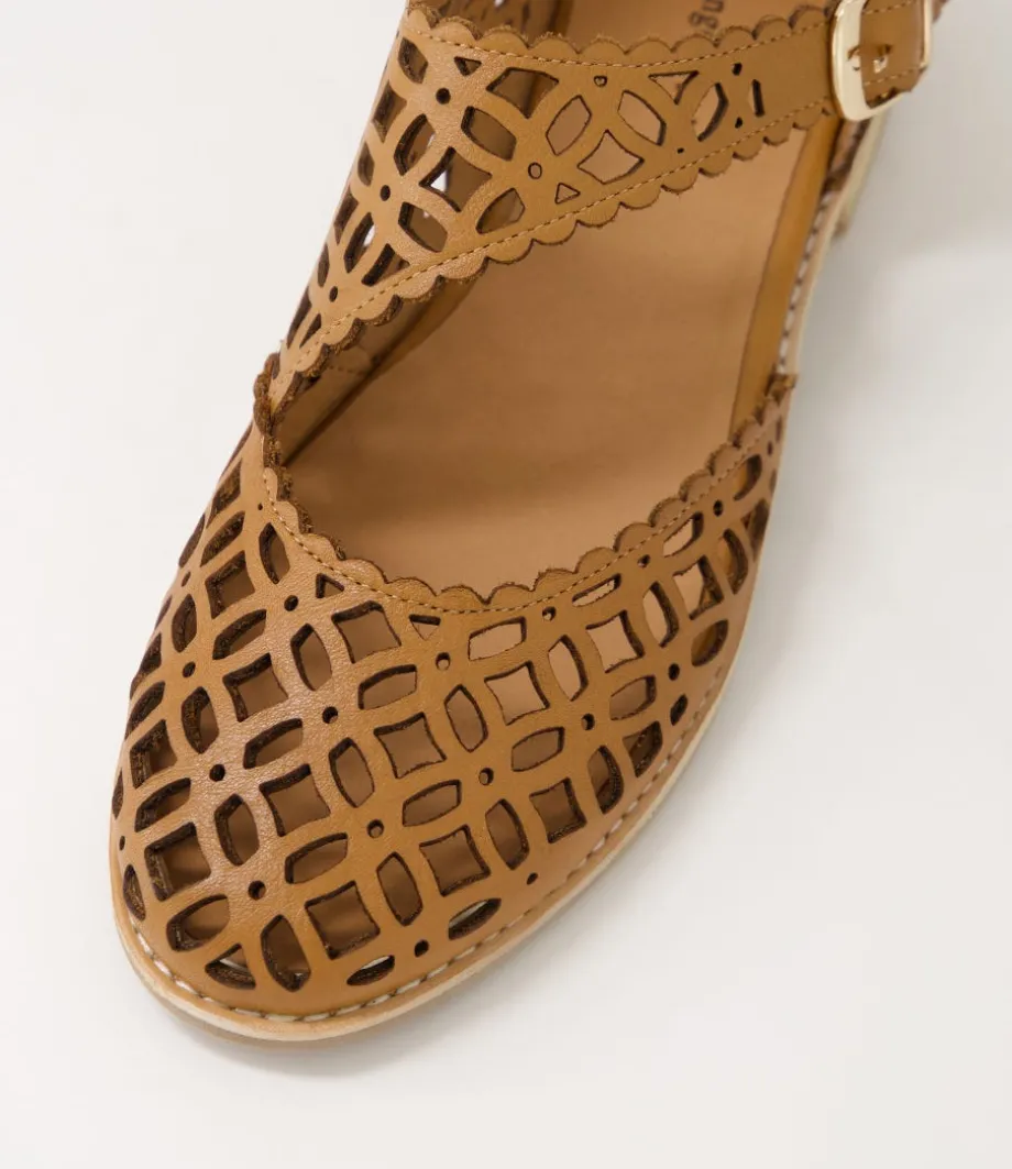 Alikam Tan Leather Flat Shoes