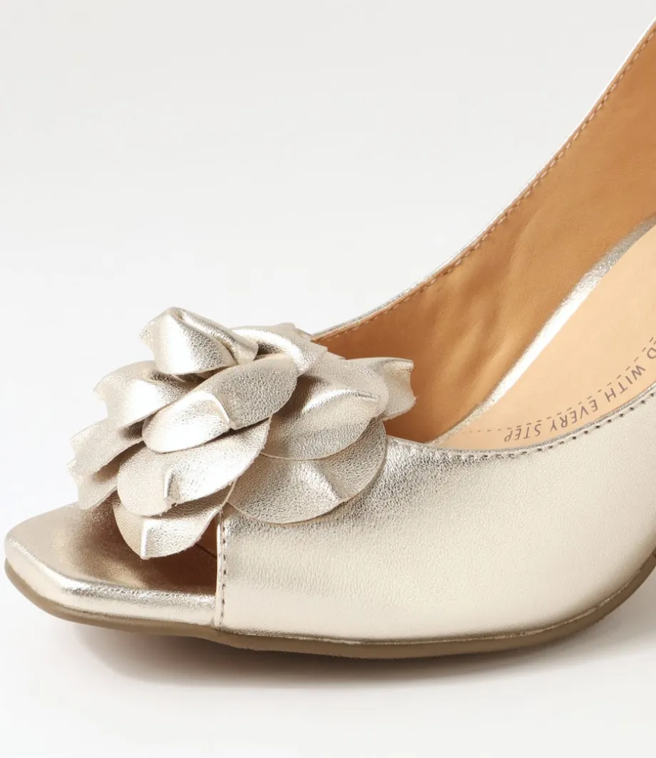 Aprills W Pale Gold Leather Sandals