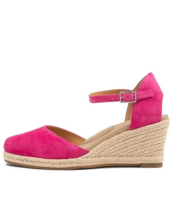 Autumn W Fuchsia Suede Heels