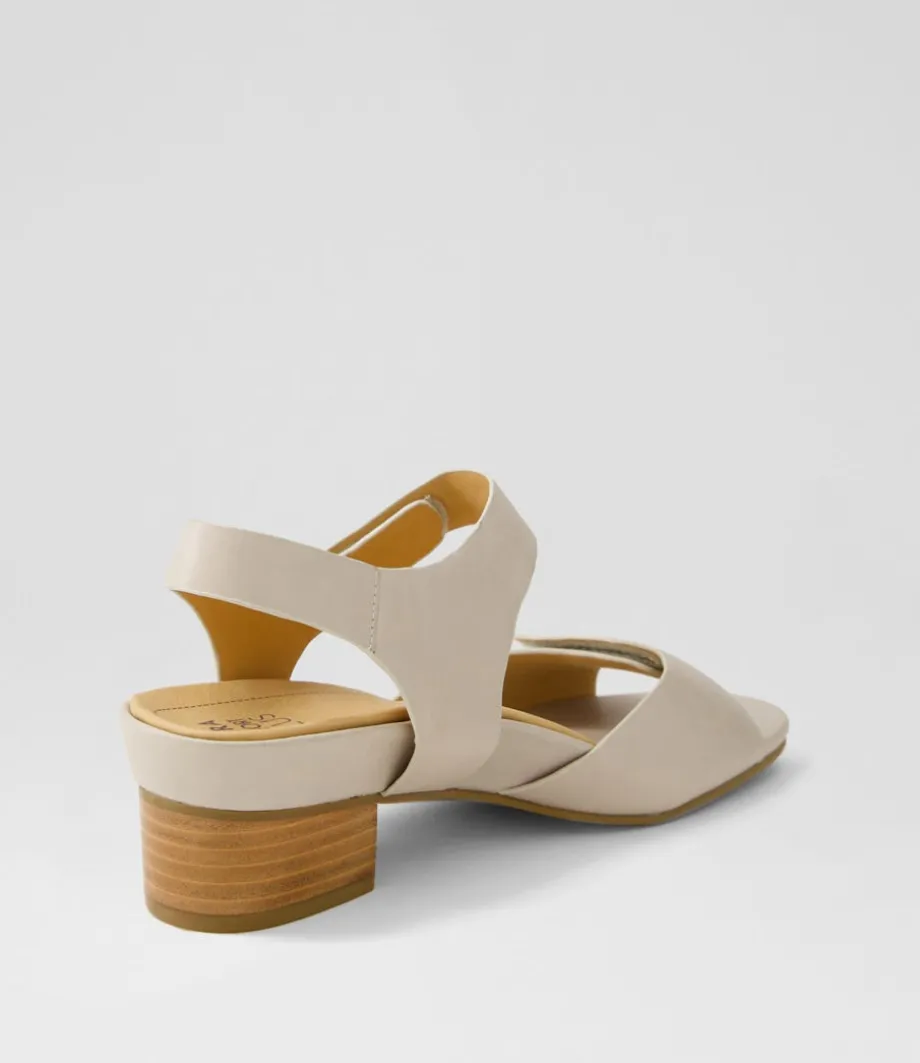 Ava Xw Almond Leather Sandals