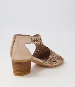 Bames Cafe Leather Sandals