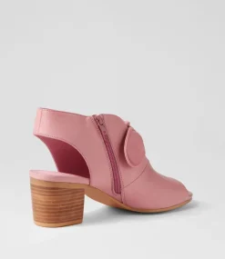 Banana Pretty Pink Leather Sandals