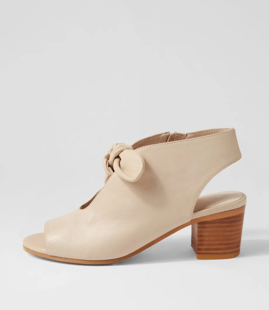 Banana Vanilla Leather Sandals