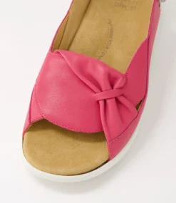 Bari Xw Fuchsia White Leather Sandals