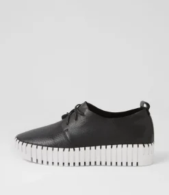 Batu Black White Leather Sneakers