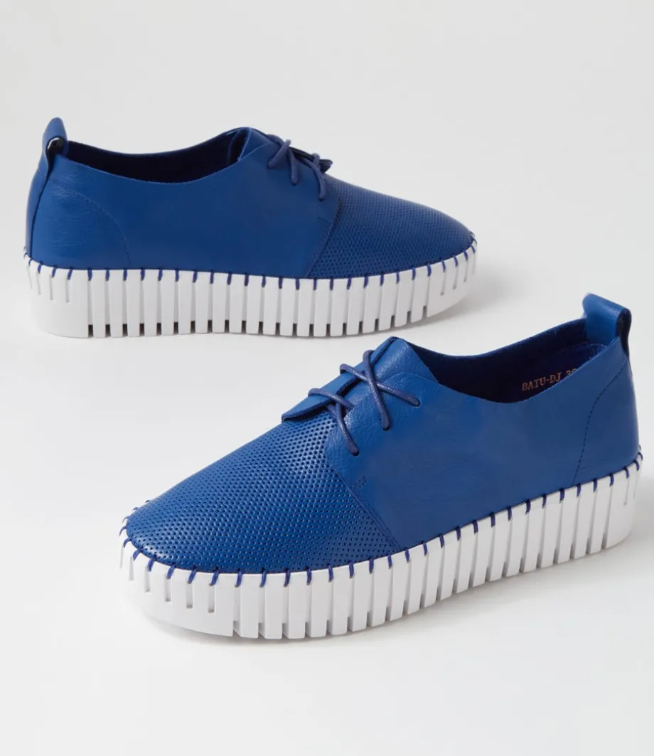 Batu Cobalt White Leather Sneakers