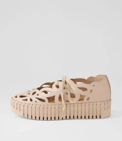 Bello Rose Leather Sneakers