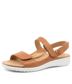 Benji Xw Tan-Wht Leather
