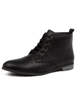 Bestina Black Leather