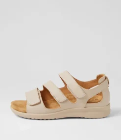 Bexleys Xw Almond Leather Sandals