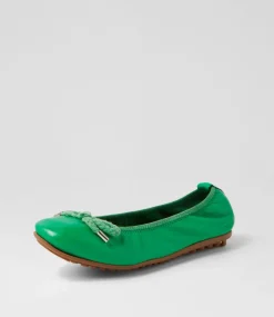 Beyond Bright Emerald Leather Ballet Flats