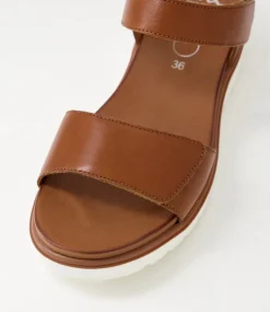 Bilbao 04 Cognac Tan Leather Sandals