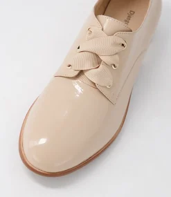 Bipka Latte Wrinkle Patent Lace Up Flats