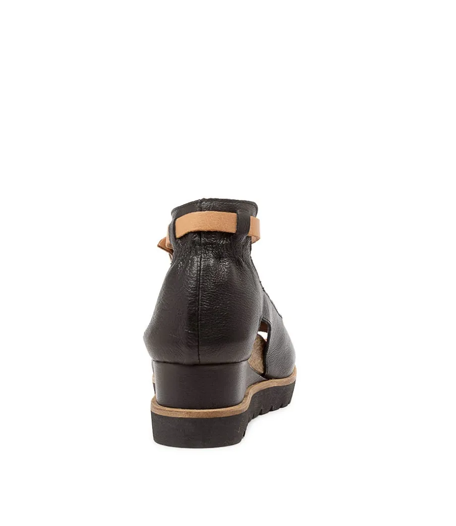 Brayan Black-Dk Tan Lea
