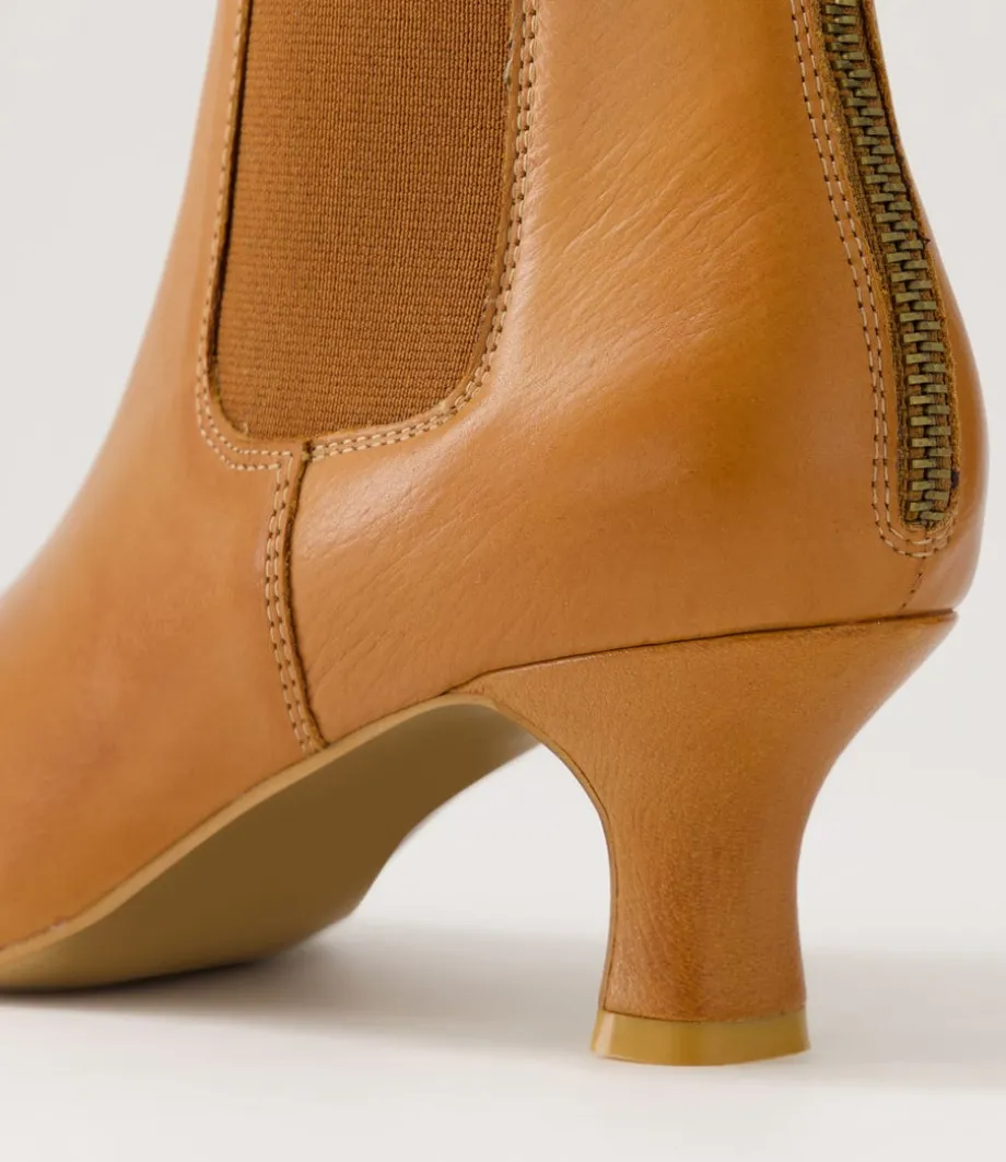 Capeyas Tan Leather Ankle Boots