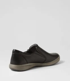 Caren 31 Schwartz Leather Sneakers