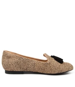 Charter Xf Sand&Blk Pony