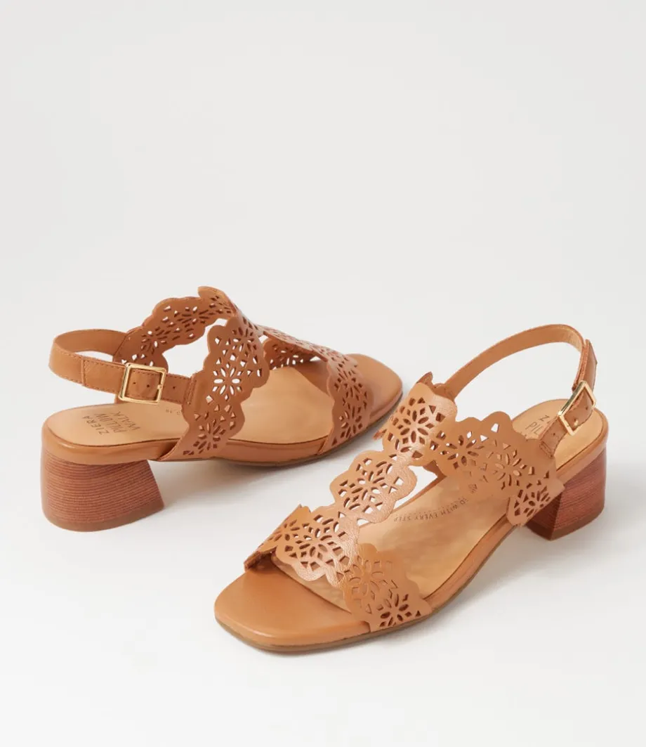 Coachy W Tan Leather Sandals