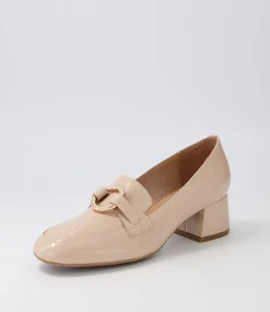 Comal Latte Patent Leather Heels
