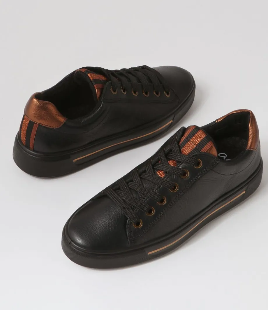 Courtyard 02 Black Leather Sneakers