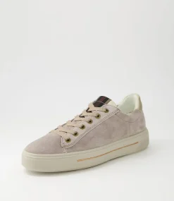 Courtyard 02 Moon Platinum Suede Sneakers