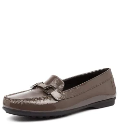 D Elidia C Chestnut