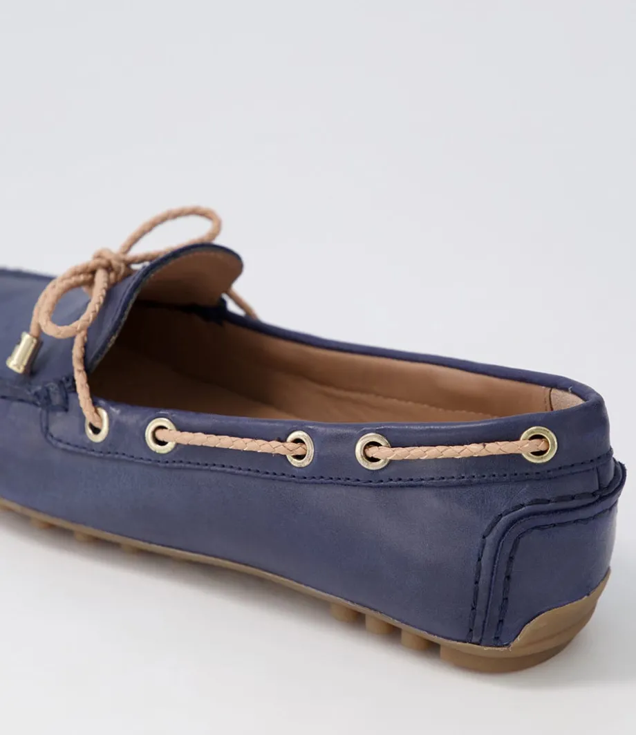 D Leelyan C Blue Sand Leather Flat Shoes