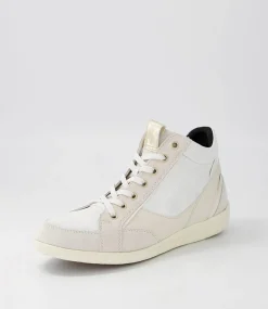 D Myria A Off White Suede Leather Sneakers