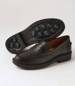D Spherica Ec1 A Black Leather Loafers