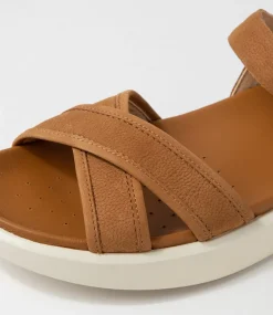 D Xand 2S B Cognac Nubuck Sandals