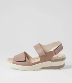 December Mushroom Leather Sandals