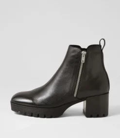 Dinis Black Leather Ankle Boots
