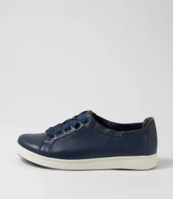 Doha Xf Navy White Leather Sneakers