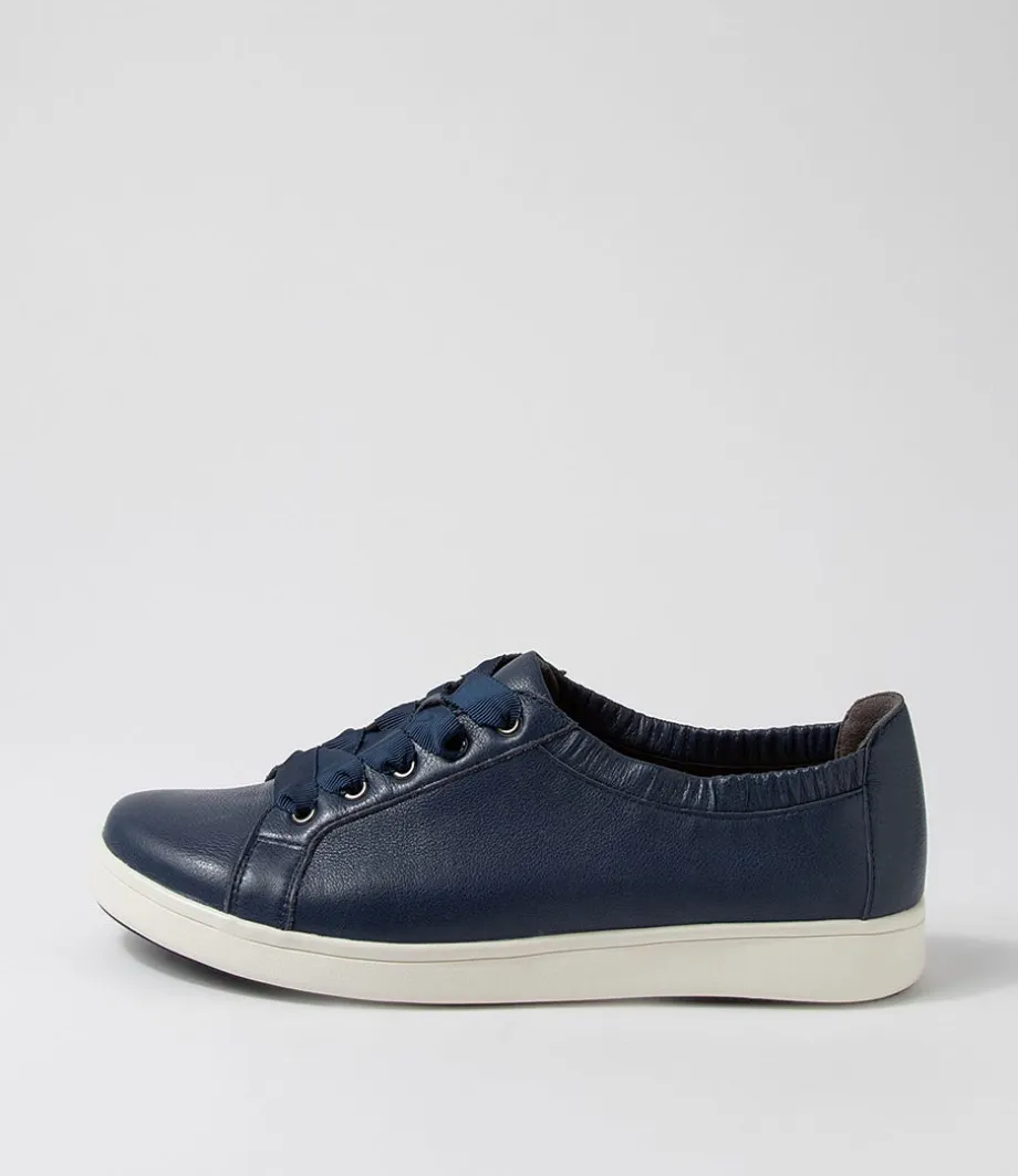 Doha Xf Navy White Leather Sneakers