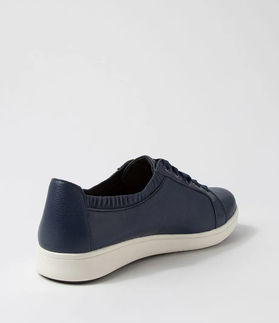 Doha Xf Navy White Leather Sneakers