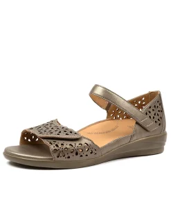 Dusty W Greige Leather