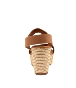 Edgey Tan Leather