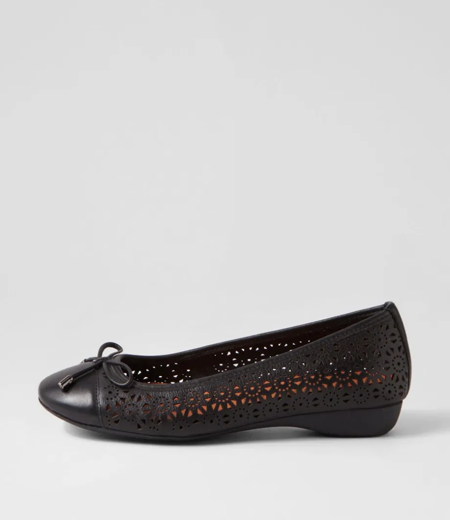 Eloiza Black Leather Ballet Flats