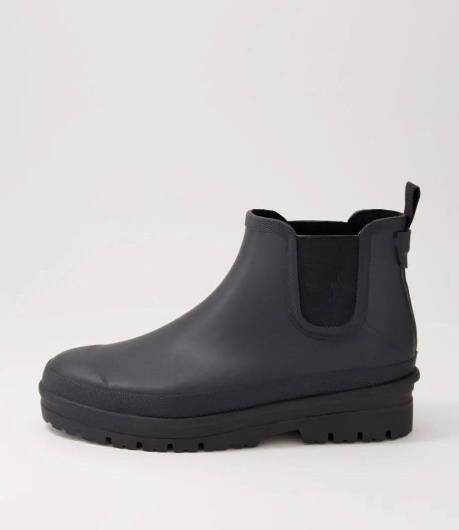 Everlane Black Gumboot Ankle Boots
