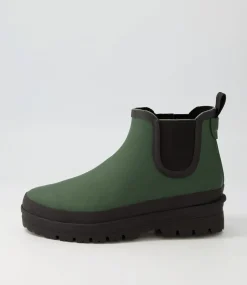 Everlane Olive Black Gumboots