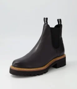 Femi Black Tumble Leather Chelsea Boots