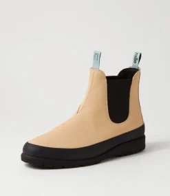 Fields Chelsea X Cream Leather Chelsea Boots