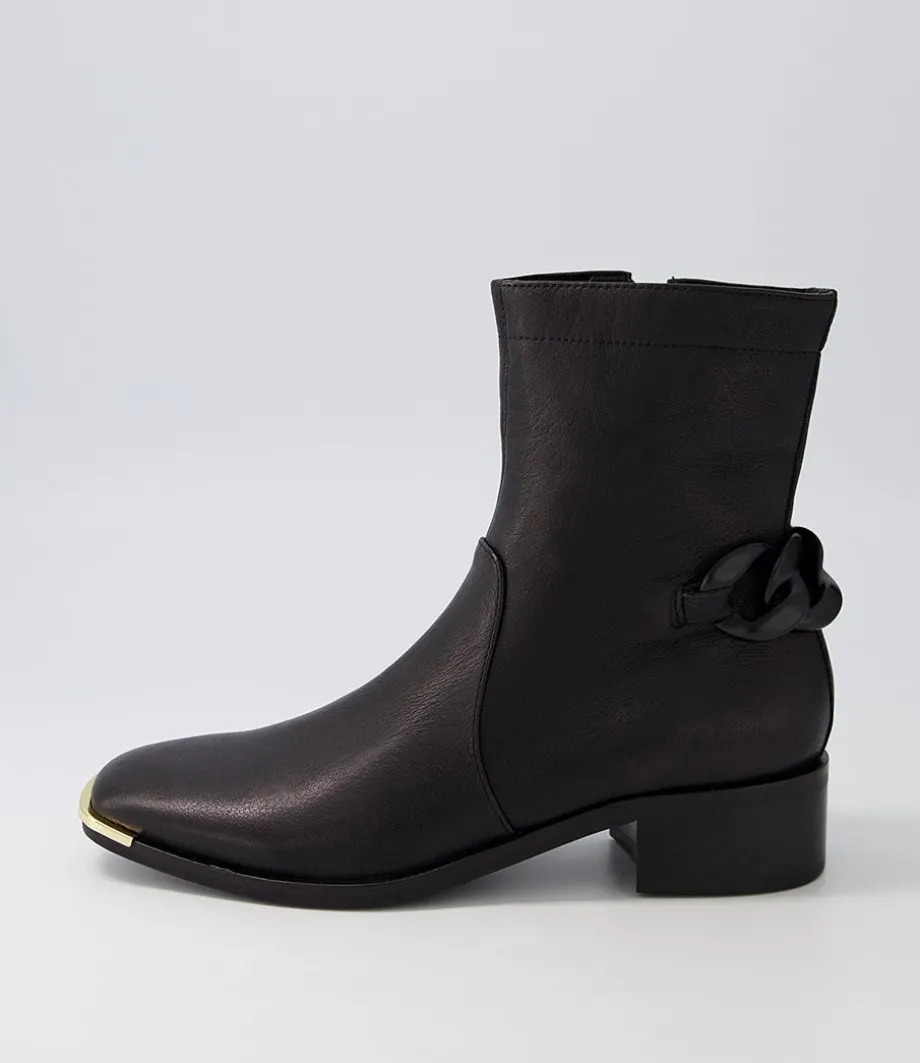 Firat Black Leather Ankle Boots