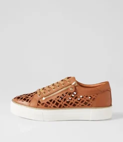 Flynng Tan White Leather Sneakers