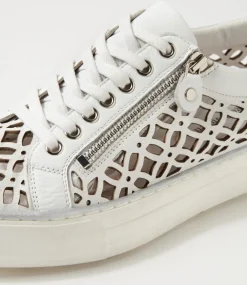 Flynng White Leather Sneakers