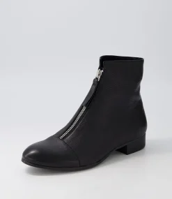Funda Black Leather Ankle Boots