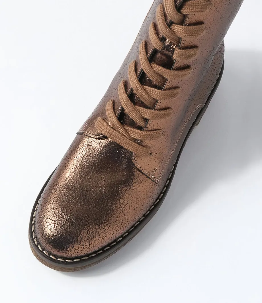 Gipsiee Bronze Crackle Leather Ankle Boots
